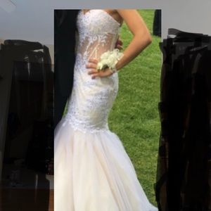 White dress size 8, pink/black size 4